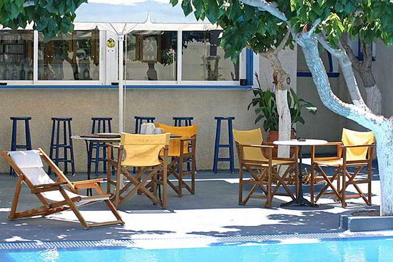 Artemis Hotel