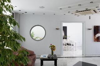Alantha Apartments