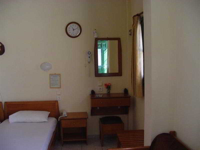 Aristotelis Apartments