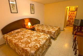 Hotel Rancho Club