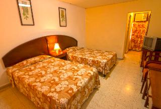 Hotel Rancho Club