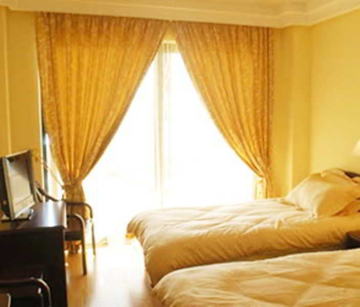 Vela Hotel