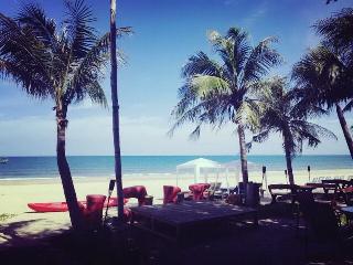Jack Beach Resort