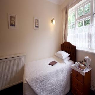 Gatwick Castle B&B