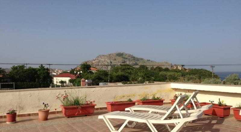 Arion Beach Apartments