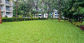 Serene Hidden Hills Hotel