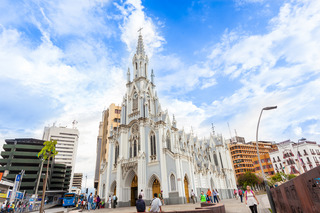 卡利索内斯塔酒店