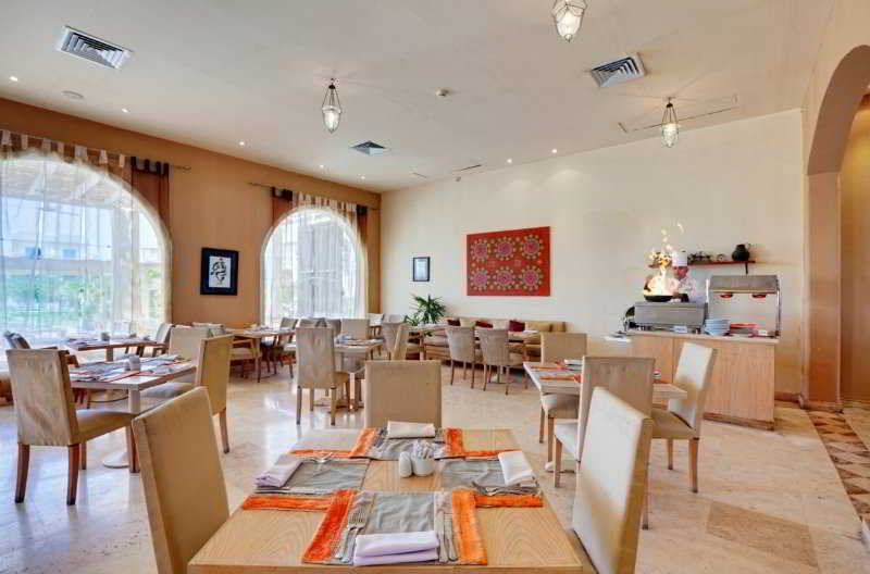 Pasadena Hotel & Resort