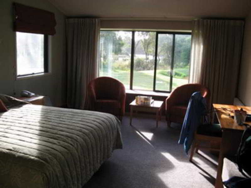 Wilderness Lodge - Lake Moeraki