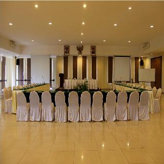 The Jayakarta Villas Anyer Beach Resort, Boutique Suites And Spa