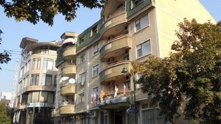 Tims Apartments
