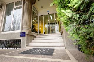 Tims Apartments