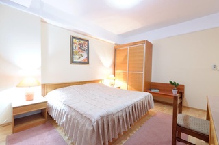 Tims Apartments