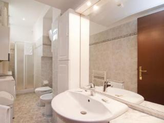 ItalyRents Spanish Steps Apartment