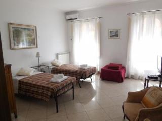 ItalyRents Spanish Steps Apartment