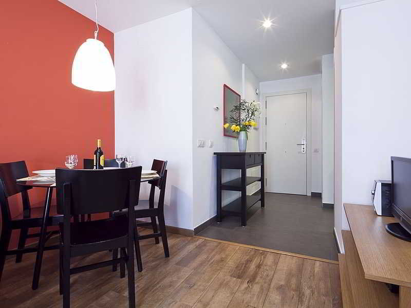 Inside-BCN Apartments Sants