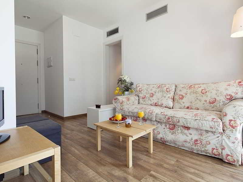 Inside-BCN Apartments Sants