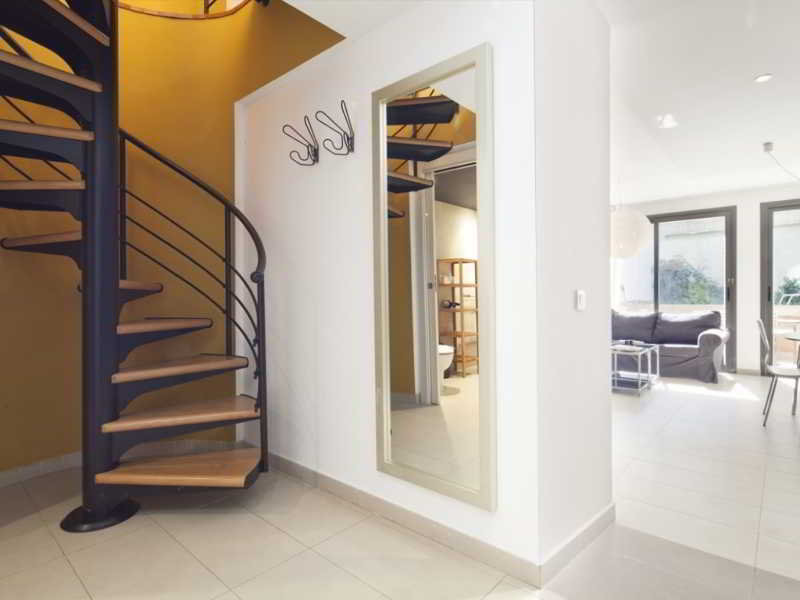 Inside-BCN Apartments Sants