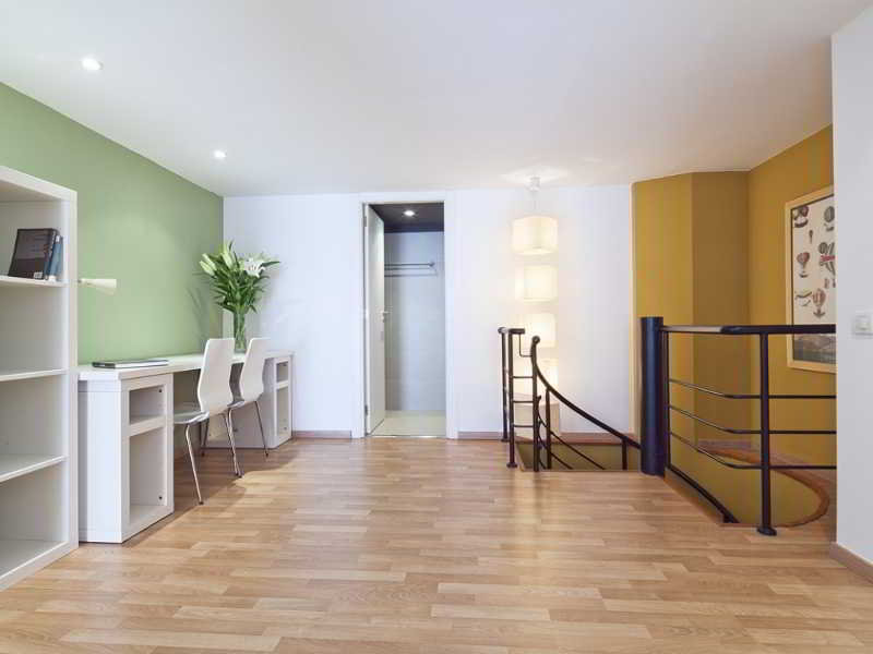 Inside-BCN Apartments Sants
