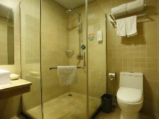 Green Tree Inn Jiangxi NanChang Railway Station Luoyang Road Express Hotel