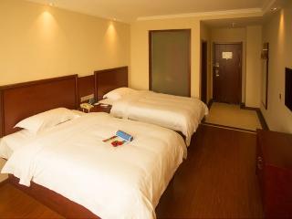 Green Tree Inn Jiangxi NanChang Railway Station Luoyang Road Express Hotel