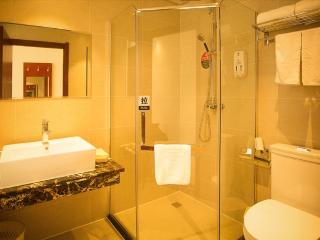 Green Tree Inn Jiangxi NanChang Railway Station Luoyang Road Express Hotel