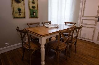 Montorgueil Apartment