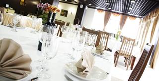 Pela Hotel