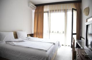 Pela Hotel