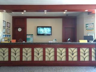 Greentree Inn Dalian Kaifa District West Huanghai Road Express Hotel