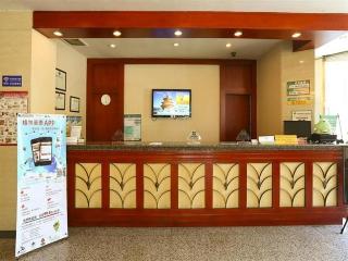 Greentree Inn Dalian Kaifa District West Huanghai Road Express Hotel