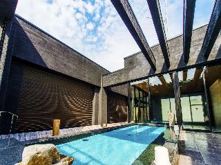 Candeo Hotels Fukuoka Tenjin