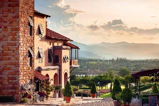 Town Square Suites By Toscana Valley